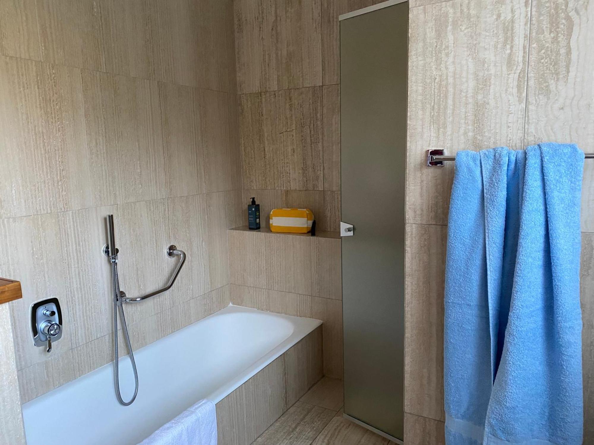 Holiday Home Punta D'Oro With Garden, Parking Place And Lake Access At 300 M Iseo Exterior foto